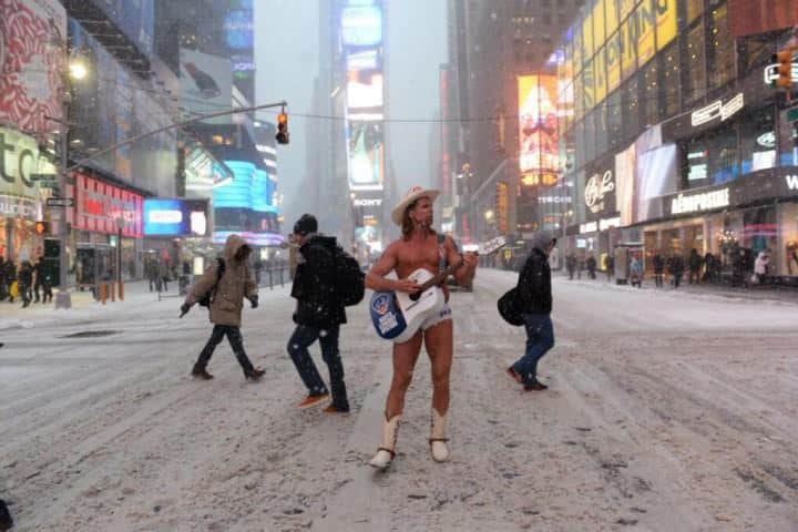 naked-cow-boy-times-square